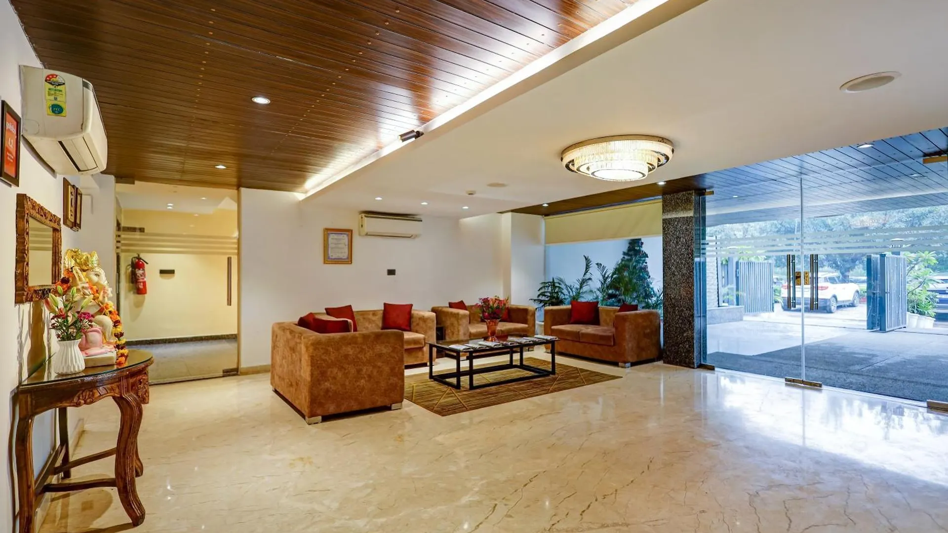 Hotel 91 Huda Premier Gurgáon India